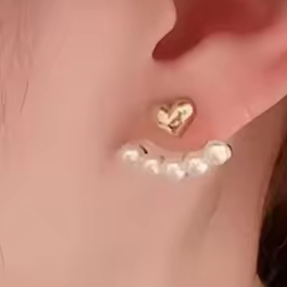 Stainless SteelGold Heart Stud Earrings with Pearls